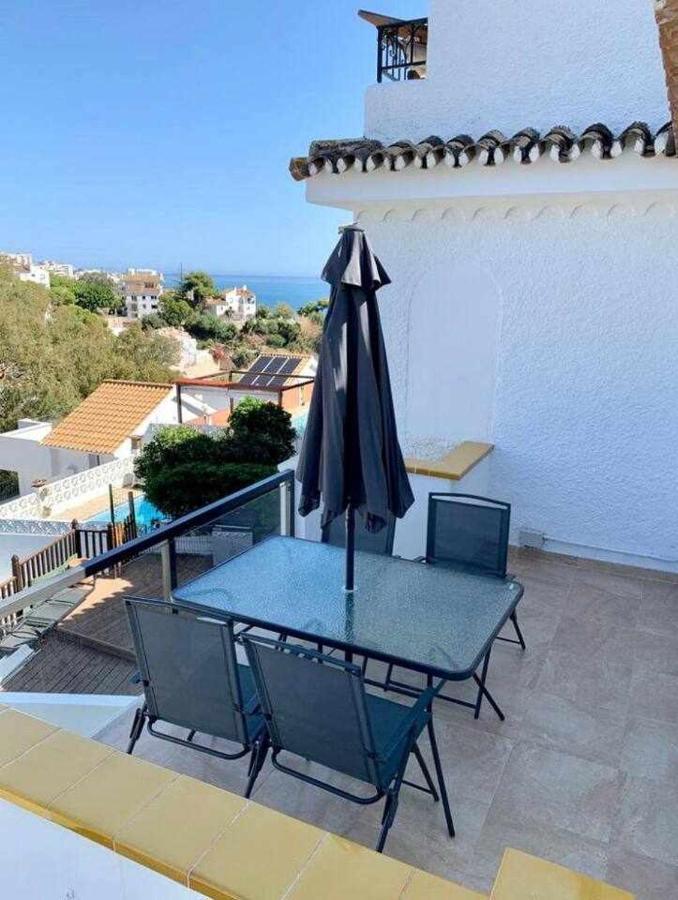 Apartamento 2 En Chalet Con Vista Abierta Al Mar Apartment Malaga Exterior photo