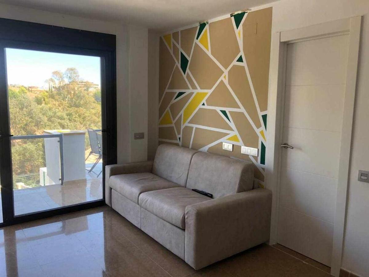 Apartamento 2 En Chalet Con Vista Abierta Al Mar Apartment Malaga Exterior photo