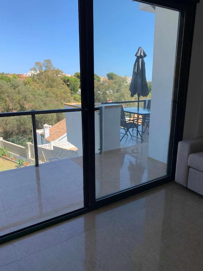 Apartamento 2 En Chalet Con Vista Abierta Al Mar Malaga Exterior photo